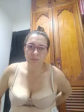 Snapshot of mademonsexy chatting on July 9, 3:40 am mademonsexy online show from July 9, 3:40 am