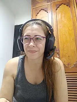 Snapshot of mademonsexy chatting on July 10, 3:39 am mademonsexy online show from July 10, 3:39 am