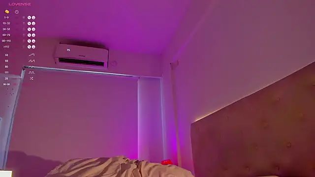 alaskavenom  online show from January 5, 5:27 pm