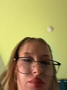 Leyladieistso47 online show from March 19, 11:14 pm