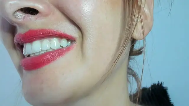 queen fetish online show from February 24, 9:59 pm