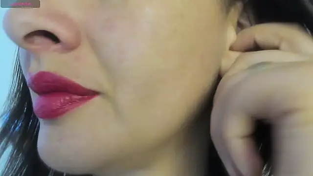 Snapshot of queen_fetish chatting on May 28, 6:47 pm queen fetish online show from May 28, 6:47 pm