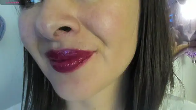 Snapshot of queen_fetish chatting on June 12, 10:40 pm queen fetish online show from June 12, 10:40 pm