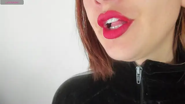 queen fetish online show from March 20, 3:02 pm