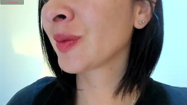 Snapshot of queen_fetish chatting on September 9, 10:03 am queen fetish online show from September 9, 10:03 am
