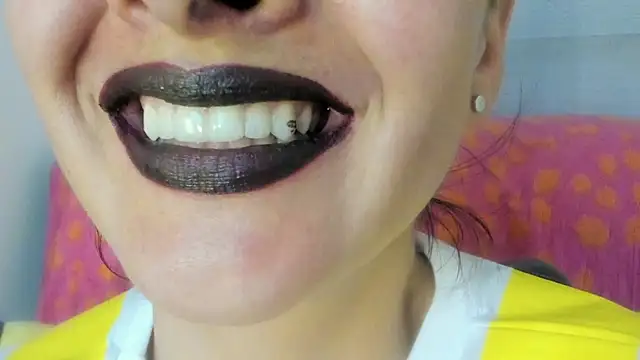 Snapshot of queen_fetish chatting on July 7, 9:51 pm queen fetish online show from July 7, 9:51 pm