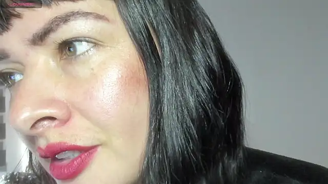 queen fetish online show from January 5, 5:27 pm