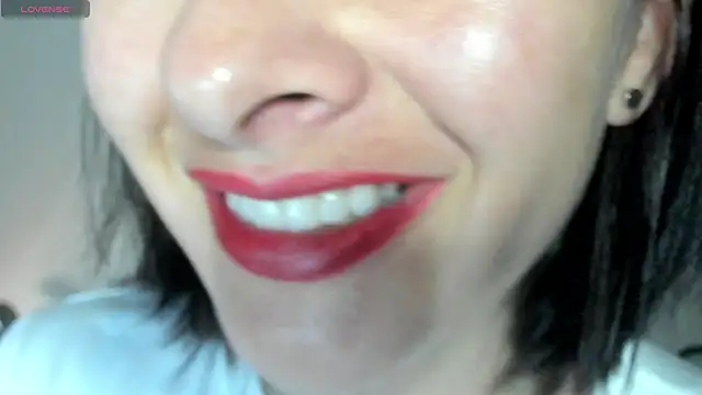 queen fetish online show from December 5, 12:48 pm