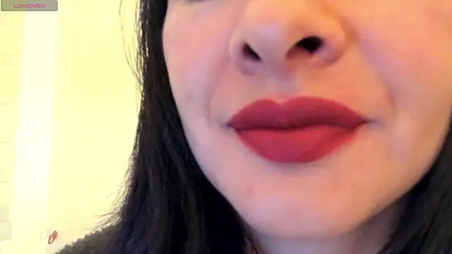 Snapshot of queen_fetish chatting on September 29, 10:22 am queen fetish online show from September 29, 10:22 am