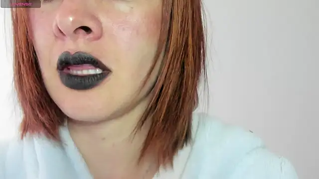 queen fetish online show from March 10, 4:11 pm