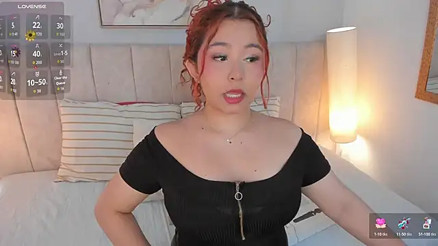 Atenea cuteee online show from April 10, 7:10 pm