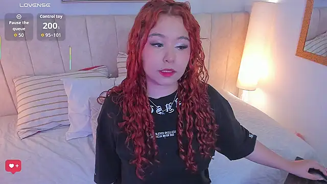 Atenea cuteee online show from February 19, 2:08 am