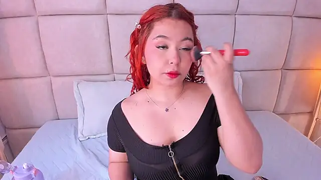 Atenea cuteee online show from February 27, 7:24 pm