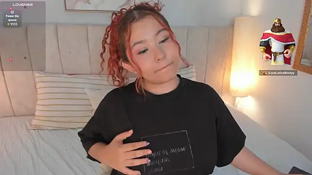 Atenea cuteee online show from April 11, 7:16 am