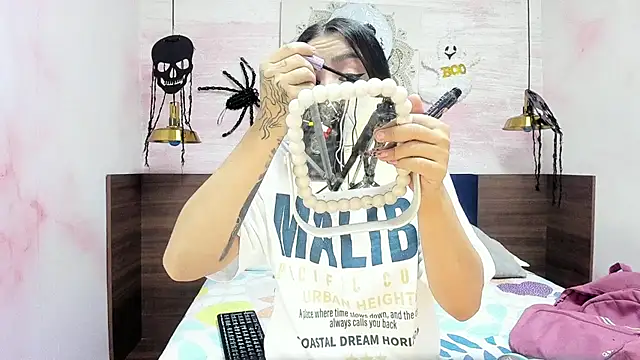 AnneDixie online show from October 28, 3:07 am