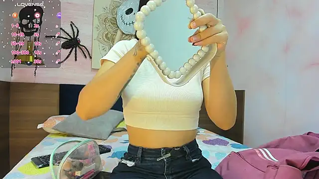 AnneDixie online show from October 30, 3:05 am