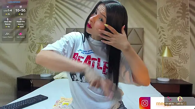 AnneDixie online show from March 26, 3:05 am