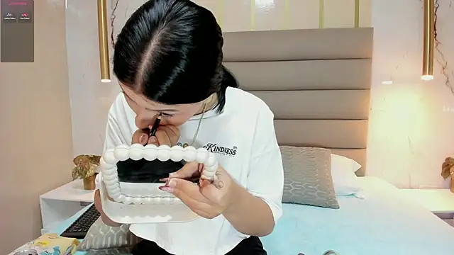 AnneDixie online show from September 22, 3:12 am