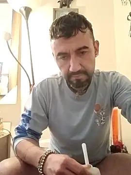 prettyboi6992 online show from March 12, 7:40 pm