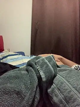 Snapshot of dedooelgrande chatting on October 25, 7:51 am dedooelgrande online show from October 25, 7:51 am