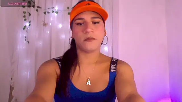 AndreaaFoxx online show from January 14, 7:43 pm