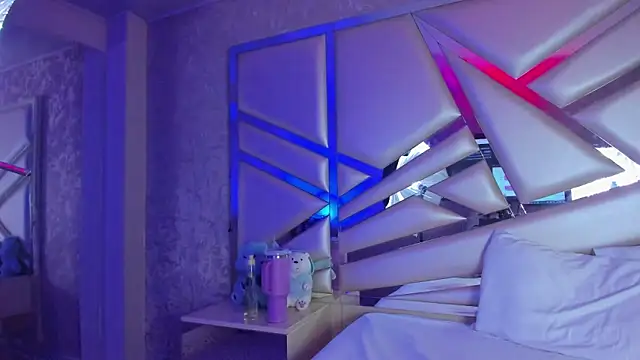 Miia002 online show from March 12, 11:31 pm