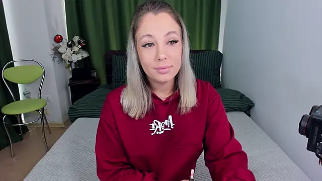 DanikaMorri online show from November 15, 7:45 am