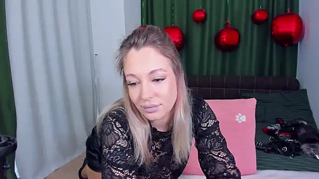 DanikaMorri online show from April 8, 6:26 am