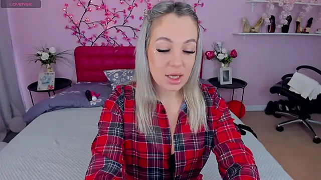 DanikaMorri online show from March 2, 7:21 am