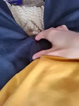 FreezingTie850 online show from March 12, 11:25 am