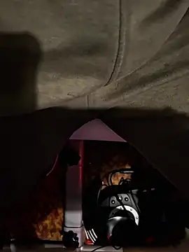 FreezingTie850 online show from April 7, 7:37 pm