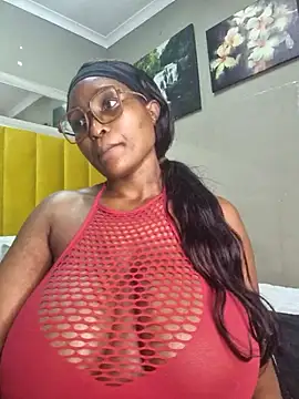 Bustygoddess32 online show from February 28, 3:04 am