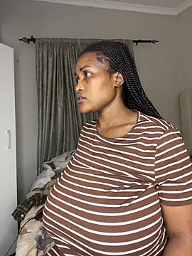 Bustygoddess32 online show from March 17, 6:00 pm