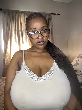 Bustygoddess32 online show from March 29, 11:23 am