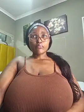 Bustygoddess32 online show from February 28, 10:17 pm