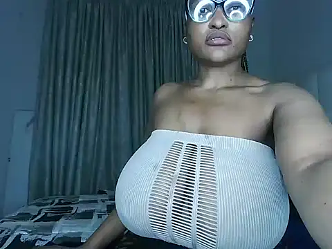 Bustygoddess32 online show from October 19, 1:52 am
