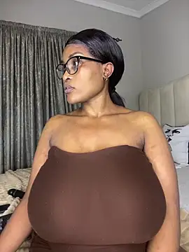 Bustygoddess32 online show from February 22, 9:27 pm