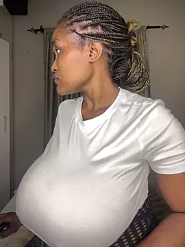 Bustygoddess32 online show from April 29, 1:54 am