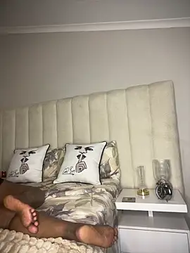 Bustygoddess32 online show from March 20, 1:50 am