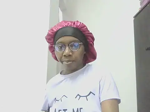 Snapshot of Sexxybella27 chatting on October 8, 4:40 pm Sexxybella27 online show from October 8, 4:40 pm