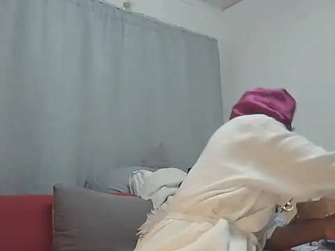 Sexxybella27 online show from March 27, 8:43 pm