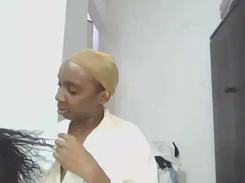 Sexxybella27 online show from November 5, 8:12 pm