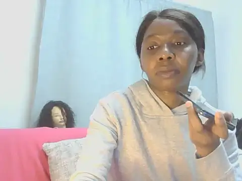 Snapshot of Sexxybella27 chatting on July 16, 6:38 pm Sexxybella27 online show from July 16, 6:38 pm