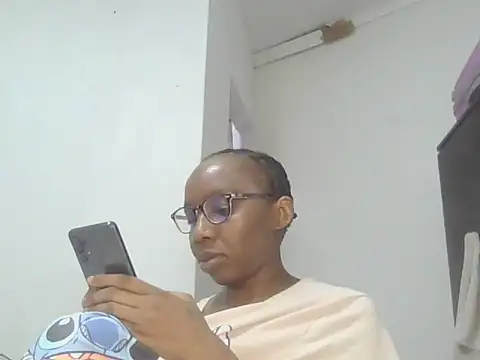 Sexxybella27 online show from November 12, 7:18 pm