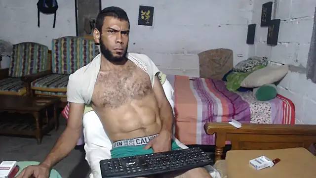 Snapshot of erik_alexander chatting on December 15, 7:58 am erik alexander online show from December 15, 7:58 am