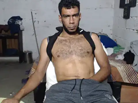 Snapshot of erik_alexander chatting on February 14, 11:20 pm erik alexander online show from February 14, 11:20 pm