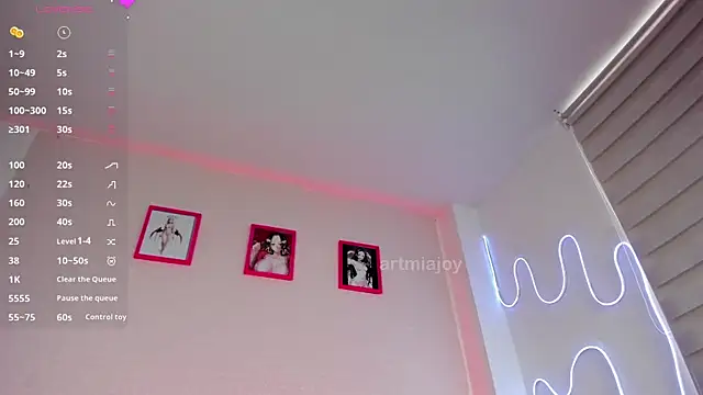 artmiaa online show from February 10, 12:37 pm