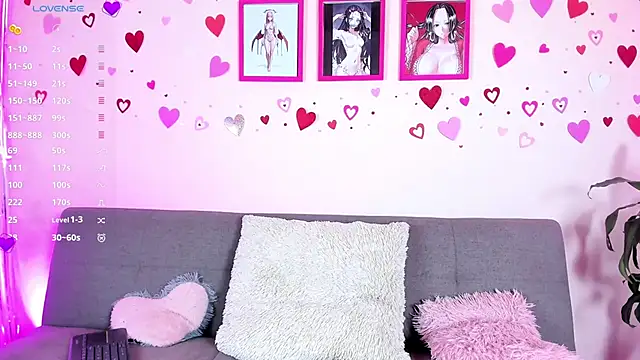 Snapshot of artmiaa chatting on March 21, 2:07 pm artmiaa online show from March 21, 2:07 pm
