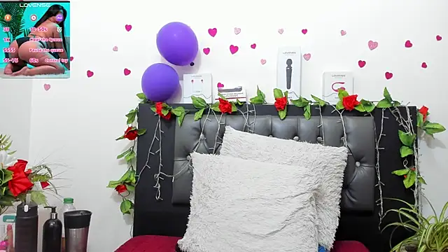 Snapshot of hazel_34 chatting on September 16, 7:04 pm hazel 34 online show from September 16, 7:04 pm