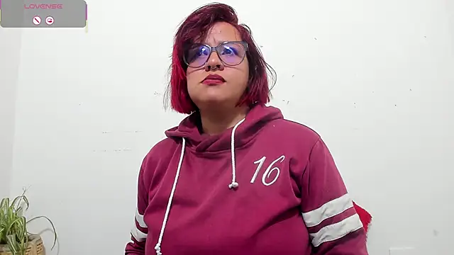 hazel 34 online show from March 12, 9:35 am